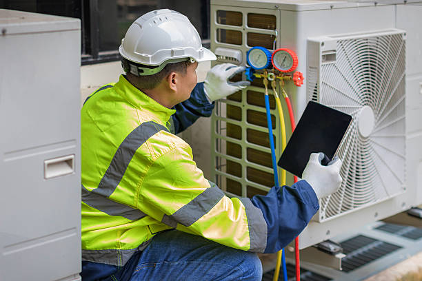 Professional Hvac technician working in Devon, PA